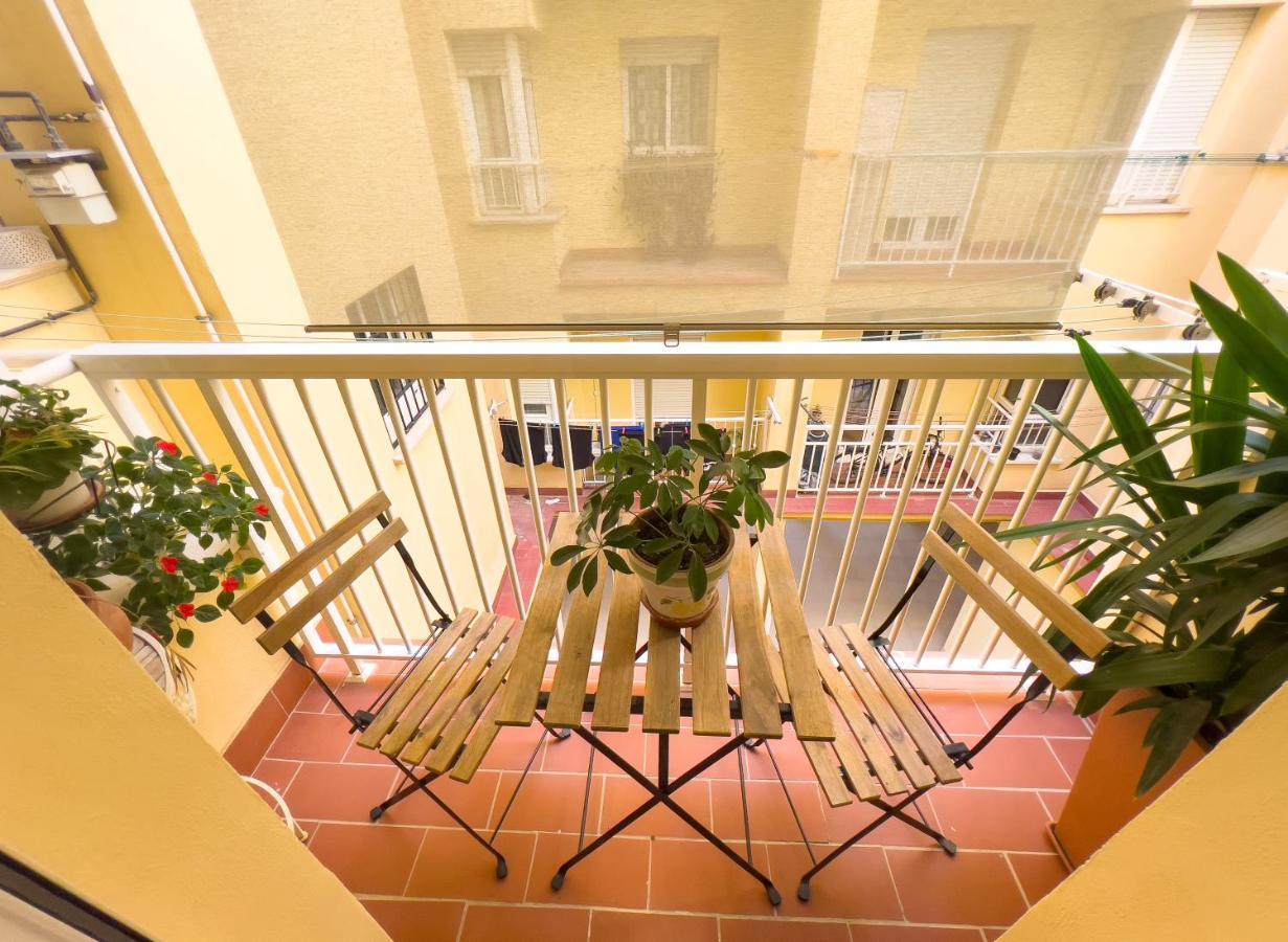 Como En Casa Malaga Bagian luar foto